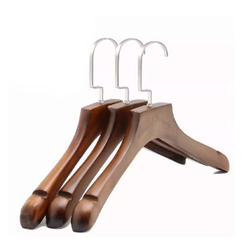 Hangers Pren o Ansawdd